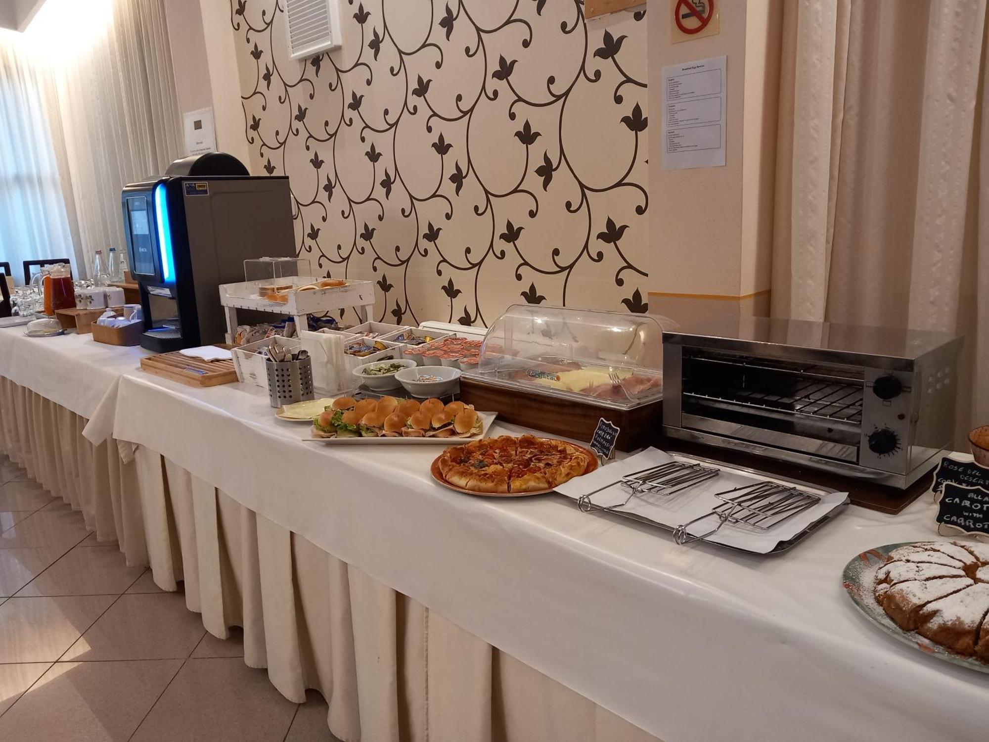 Acasamia Welchome Hotel Римини Екстериор снимка